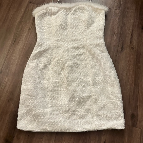 SHEIN White Textured Outfit with Fur Trim - Picture 4 of 6